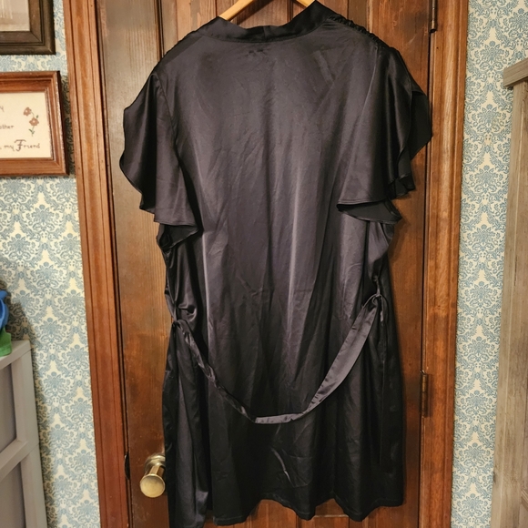 Jennifer Lopez XL Black Sleepware Robe - Picture 5 of 8